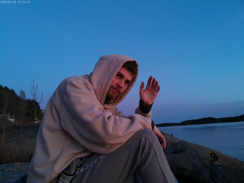 Lucid Bluu – Late At Night (Summer&nbsp;Version)