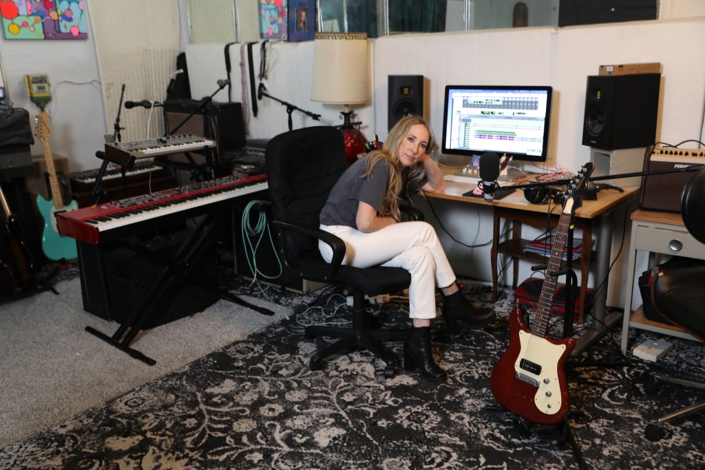 TAMAR BERK FINDS CLARITY IN THE&nbsp;STATIC