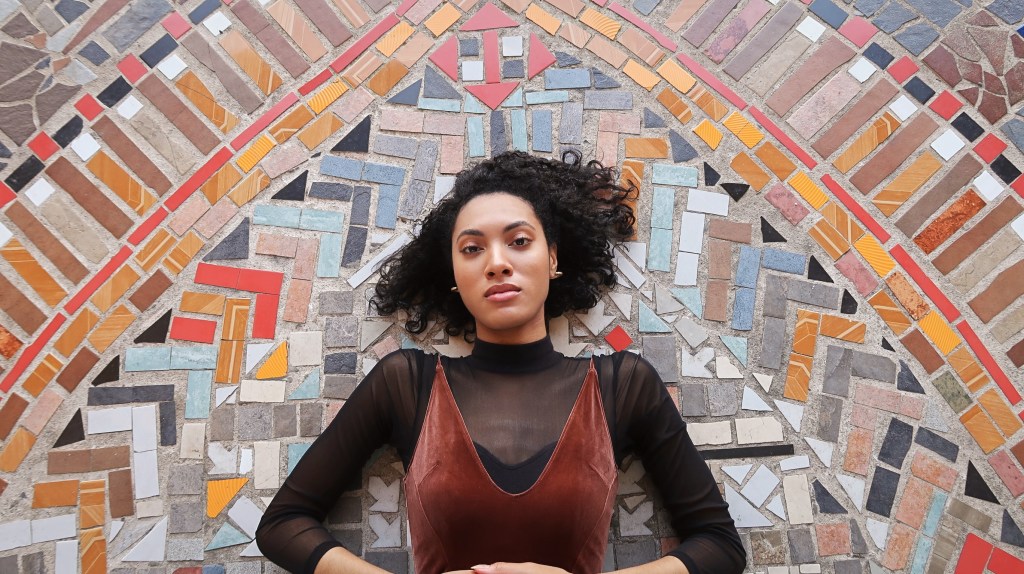 EZLIYAH FINDS CALM IN “SO&nbsp;CONVINCING”